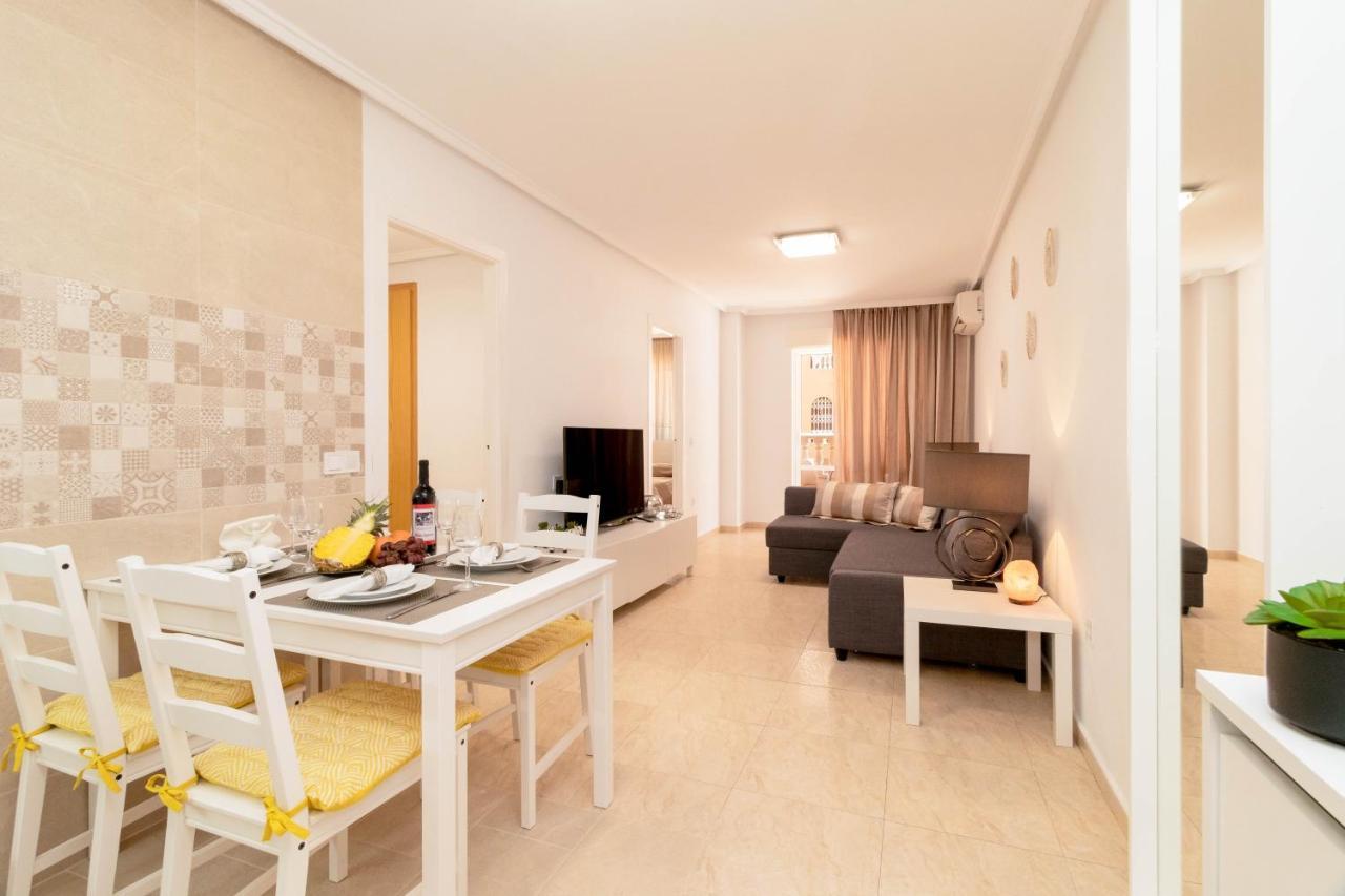 Apartamento Asta Apartment Torrevieja Exterior photo