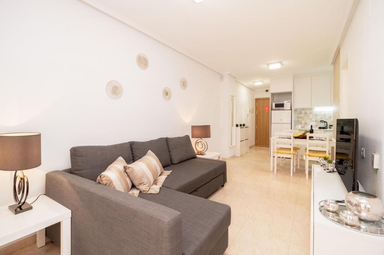 Apartamento Asta Apartment Torrevieja Exterior photo